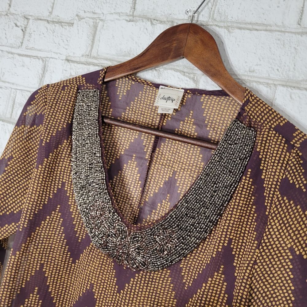 Daytrip long sleeve beaded top blouse - Picture 7 of 15